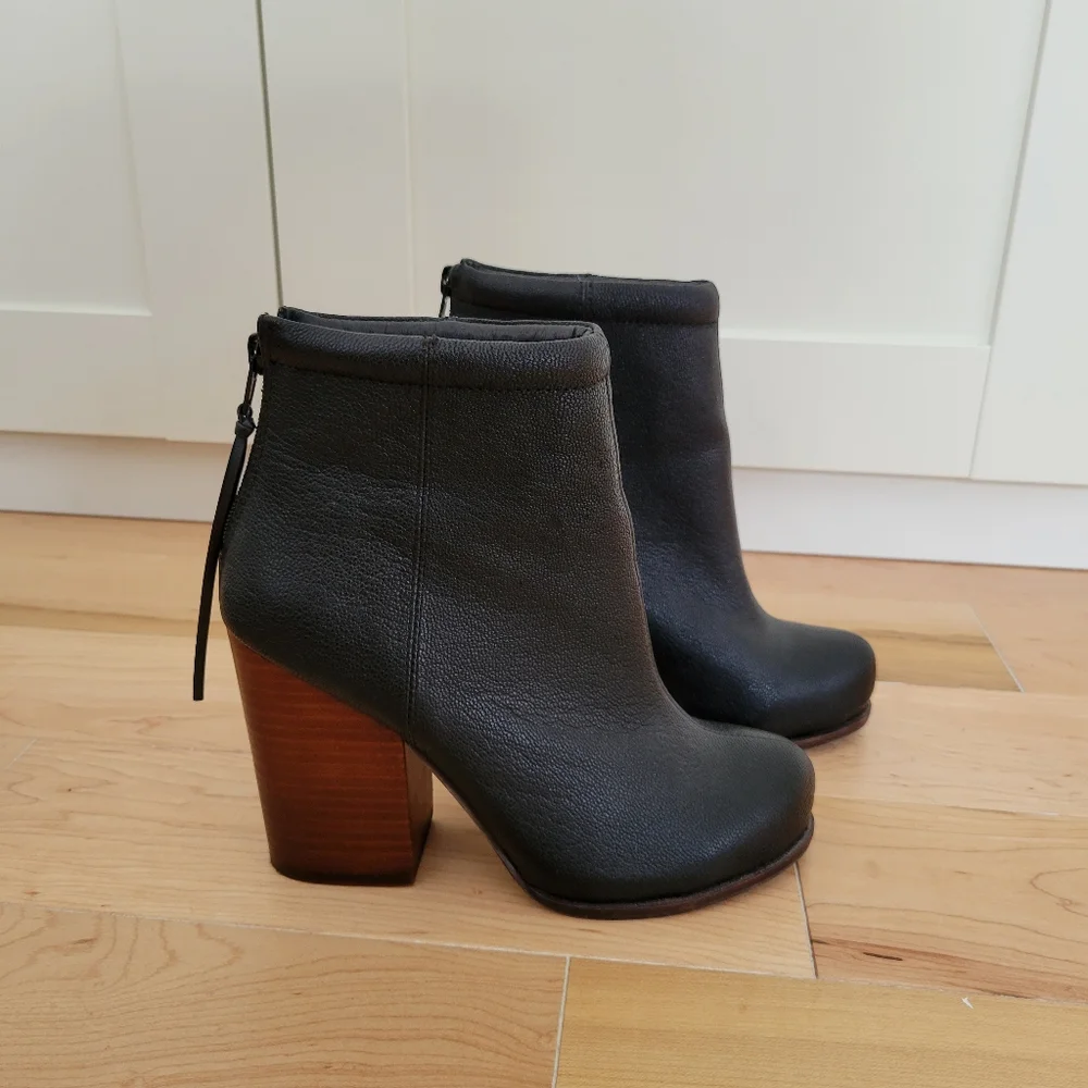 Jeffrey Campbell Ankle Boots Size 37 - Picture 3 of 4